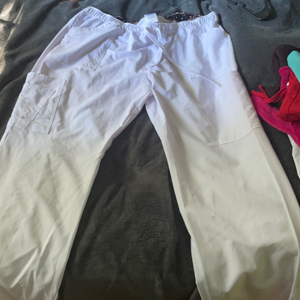 Heartsoukd scrub pants
